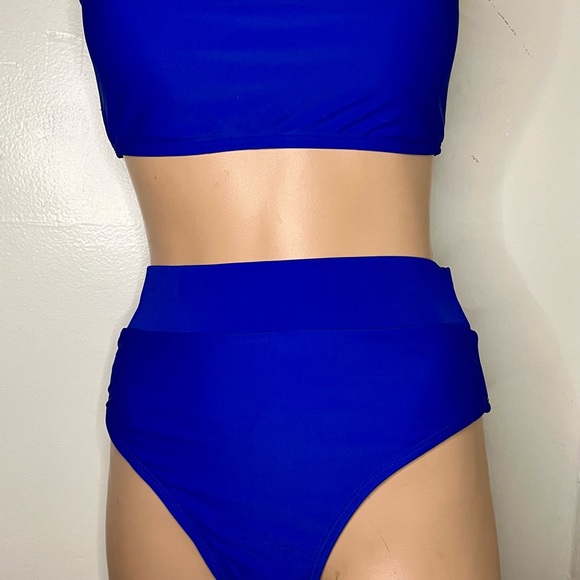 NWT LARGE BLUE Bando and 5 way strap’s BIKINI HIGH RISE REMOVABLE CUPS AMAZON - Picture 3 of 15